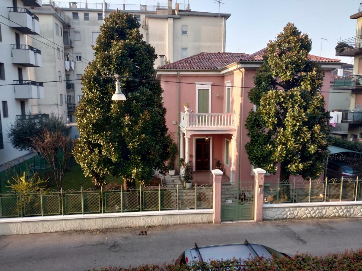 Holiday With Children In Venice Mestre Exterior photo